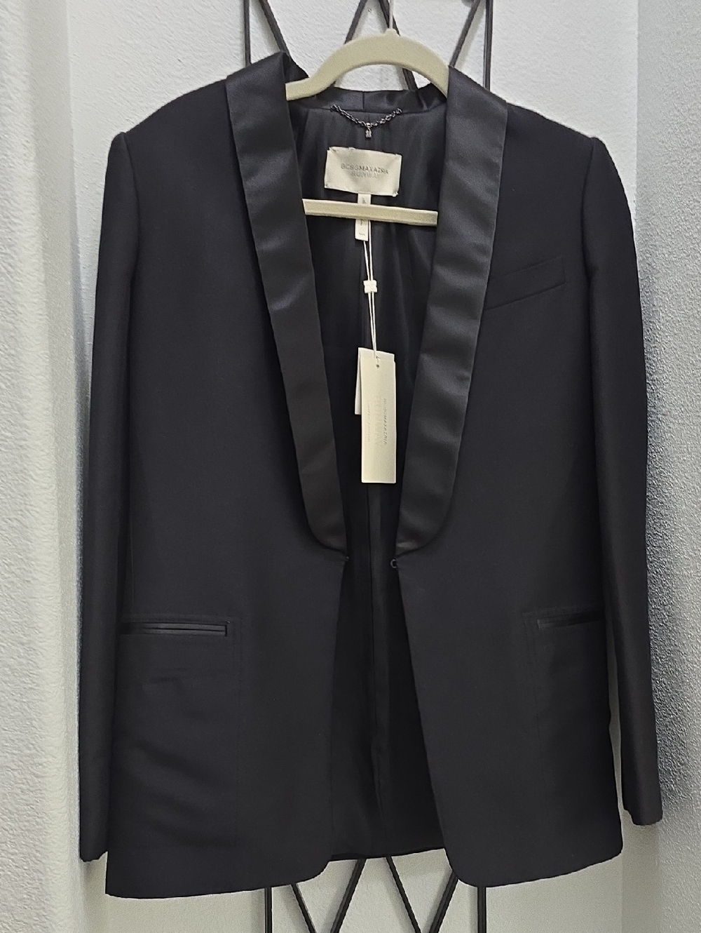 BCBGMaxAzria Black Satin-Lapel Women's Blazer